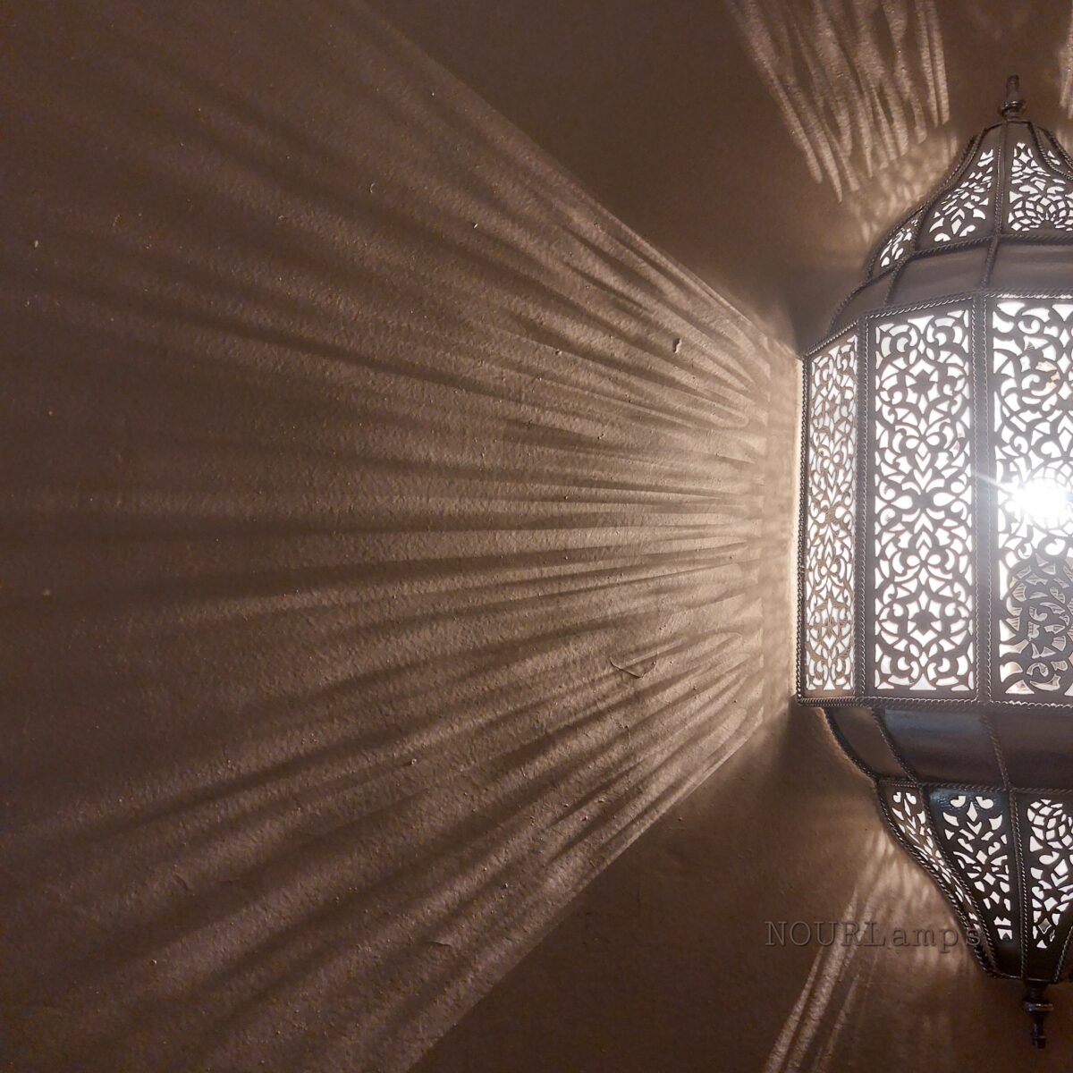 Traditional wall sconce 100% handmade Moroccan lighting - Image 3